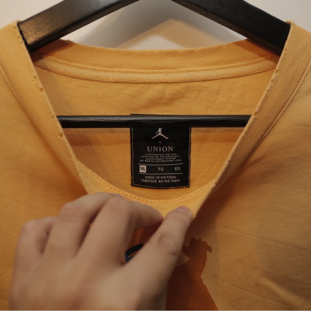 Jordan x Union Shirt - Picture 4 of 6